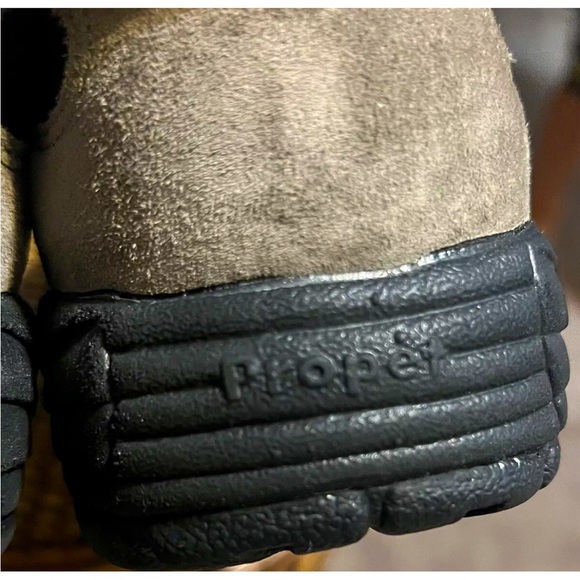 Propét Women’s Anti-slip Wash & Wear leather slip on shoe Size 8 - Picture 6 of 8